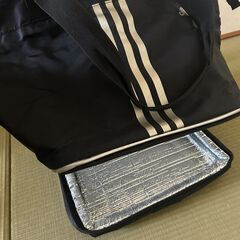 ★中古品★【アディダス】上下２段 adidas クーラーバッグ 保冷トート 大きめ 自立の画像