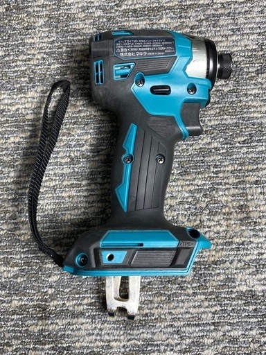 【中古】 【動作OK】 【店頭引取限定】MAKITA（マキタ）インパクトドライバ TD173D 17,600円