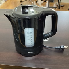 電子ポット　湯沸かし機