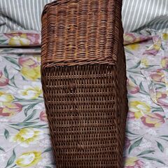 こんなの見たことないぞ！壁掛け可能レターラック（やっぱり安心する籐シリーズ)中古 絶賛断捨離中の画像