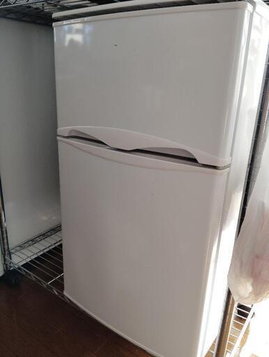 ２ドア冷凍冷蔵庫　HER-822W