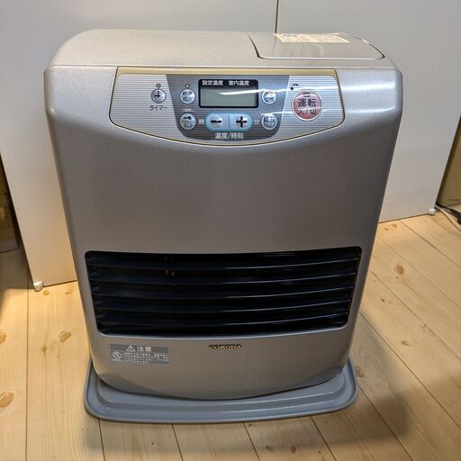 K 【09年製】コロナ 石油ファンヒーター 石油ストーブ  底の部分に経年劣化によるベタつきあり