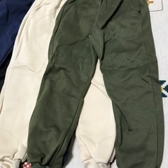 キッズ130 カジュアルボーイズパンツ　ミックスカラー5点セット　新品未使用の画像