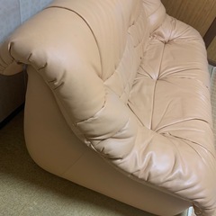 【美品】合成皮革ソファ　高級感 お洒落なデザインの画像