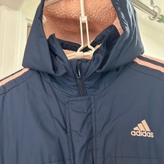 ベンチコート　160cm Sサイズ　adidasの画像