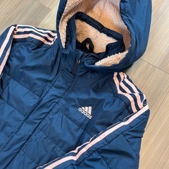 ベンチコート　160cm Sサイズ　adidasの画像