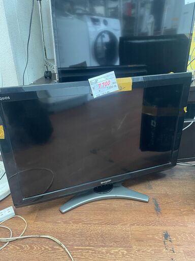 リサイクルショップどりーむ天保山店　No862　液晶テレビ　SHARP　32型　2011年製　リモコン欠品(´;ω;｀)　動作確認OK