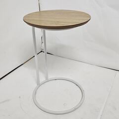 サイドテーブル　高さ約50cm