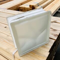 【処分特価】ガラスブロック【2種4個ずつ】の画像