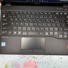 JC09161　希少赤　富士通 美品 U939/B 第8.5世代 LIFEBOOK Windows11　ノートパソコン　軽量の画像
