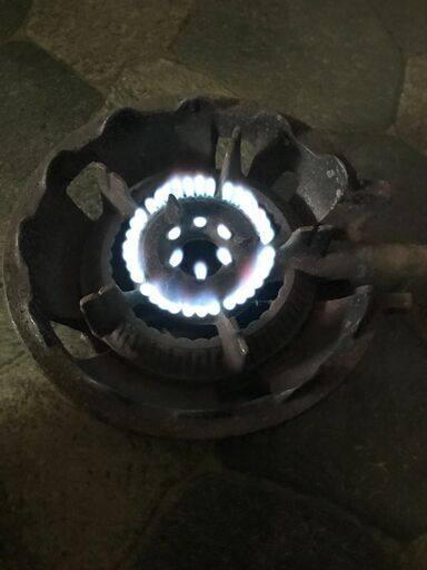 【北見市発】鋳物一口コンロ 調理器具 厨房 アウトドア キャンプ ⓷ (E3237wY)
