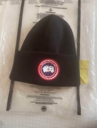 未使用品カナダグースニット帽　6936M