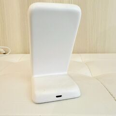 Anker PowerWave 7.5 Stand スマホ充電器の画像
