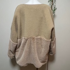 【新品タグ付き】AIYISHANGFUSHI ボアファーアウタージャケットの画像