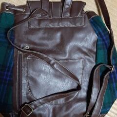 ☆新品☆＊グリーン系チェック柄の起毛素材のリュック＊の画像
