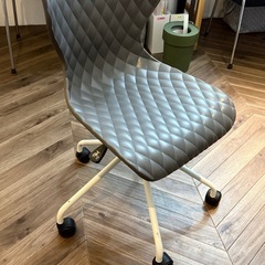 デザインチェアの画像