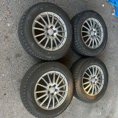 中古スタッドレス　アルミ付き