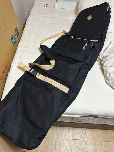 開封のみで保管、新品未使用　スノーボード　ケース　バッグ　鞄