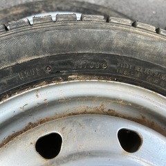 中古スタッドレスの画像