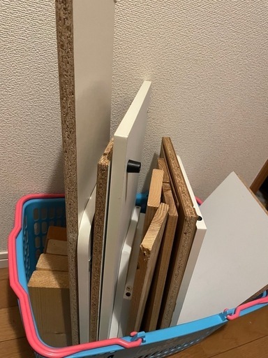 DIY半端板　木材　棚　割れた鏡の引き取りで500円！