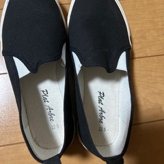 新品未使用のスリッポンの画像