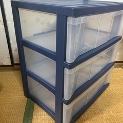 ３段ラックの画像