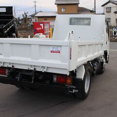 R3 エルフ　ダンプ　250202  3 トン　の画像