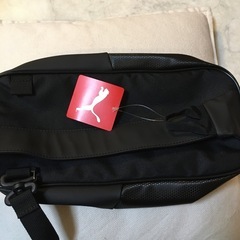 プーマ【PUMA】　エナメルマットクロスバック　「ワンショルダーバック」未使用品の画像