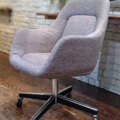 アメリカンアンティーク　knoll　1960年代 アメリカ アンティーク チェア ノル　ライトピンクグレーの画像