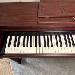 【201】Roland 88鍵電子ピアノ ダークウッド　HP305GPの画像