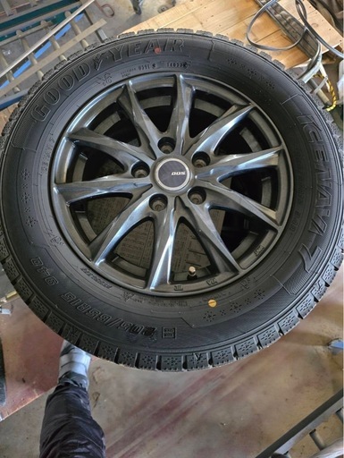 Goodyear Ice Navi 7 スタッドレスタイヤ 16インチ