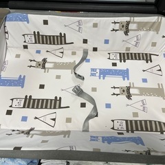 オムツ交換台の画像