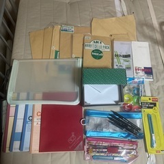 更に追加しました❗️新品含む　ノート＆セロテープ＆カッター＆筆記...