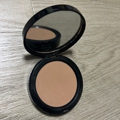 『値下げ』BOBBI BROWN ブロンジンク パウダー01ゴールデンライトの画像