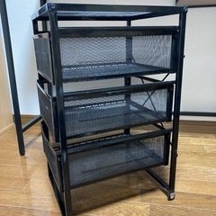 【譲渡者決定】IKEA　デスクテーブル　机の画像