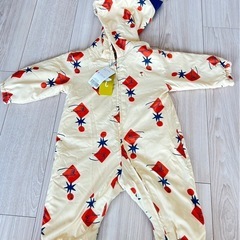 防寒ロンパースの画像