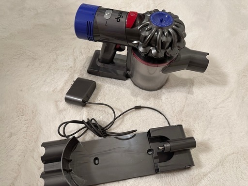 Dyson 掃除機　V7 fluffy