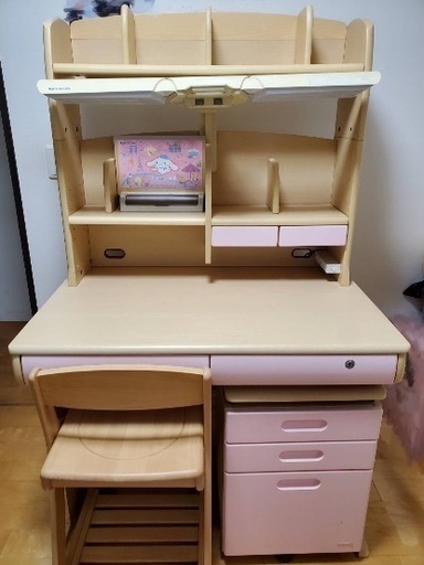コイズミ 学習机・椅子