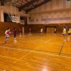 中学校自体が休校になってるので、体育館自体も使えないのでお休みです。次回の行橋バスケットボールサークルは2月5日（水）行橋市立仲津中学校中学校体育館、19時から21時　なんですが、雪の状況次第ではお休みになります。 − 福岡県