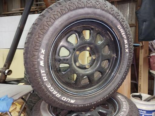 ノアヴォクシーデリカ  RTタイヤとデイトナ