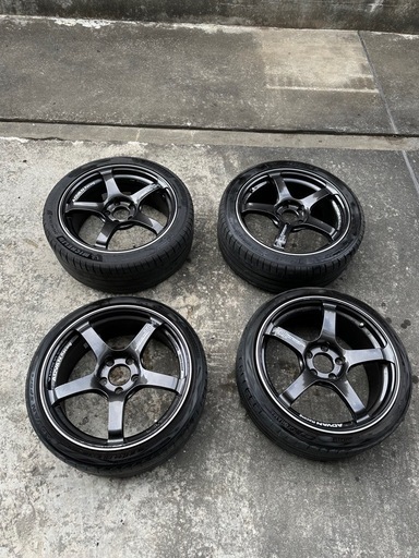 18インチ　アドバンホイール