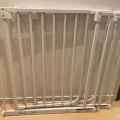 値下げ　ベビー　柵　二つ