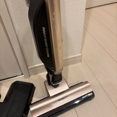 【急募！お譲りします】HITACHIコードレス掃除機の画像