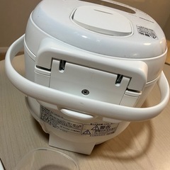 アイリスオーヤマ　炊飯器　RC-MD30-Wの画像