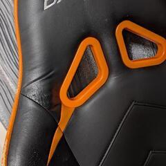 DXRacer ゲーミングチェアの画像