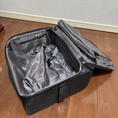 キャリーバックの画像