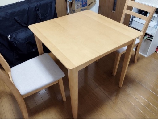 ダイニングテーブルセット(※椅子は2脚です)