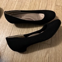 歩き易いローヒール黒 未使用23～23.5の画像