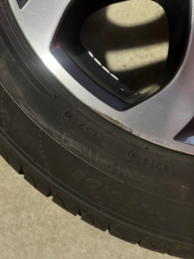 マツダデミオ純正のタイヤ付きアルミホイール