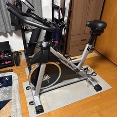 鉄製の本格エアロバイク